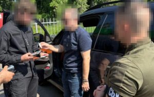 Викрито посадовців, що привласнили понад 60 млн грн на авто для ЗСУ