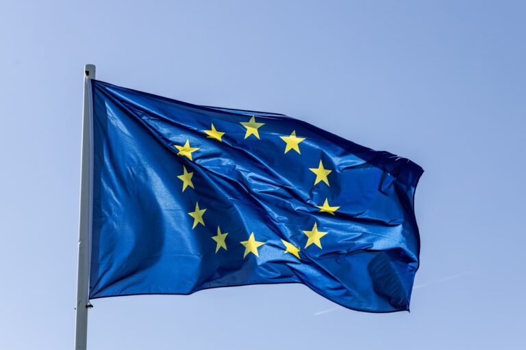 ЄС готує відмову від російського газу під тиском Польщі