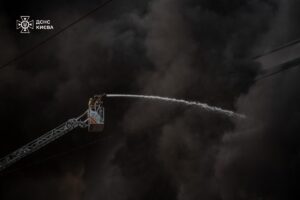 Зеленський зреагував на масований обстріл України