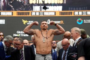 Новини спорту - Чісора включив Усика у свій топ-5 найкращих супертяжів усіх часів