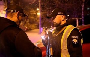 На Донеччині в прифронтовій зоні ввели тривалу комендантську годину