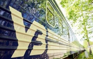 Поїзди до Карпат знову курсують за графіком