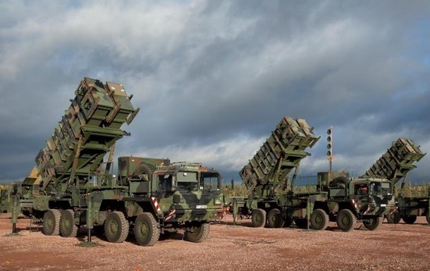 Пріоритет – Україна: США затримали постачання Patriot для Швейцарії