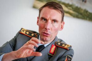 РФ зможе запускати водночас 2000 дронів по Україні – генерал ФРН