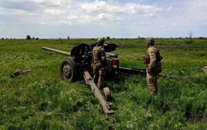 Росіяни тиснуть на 12 напрямках – Генштаб