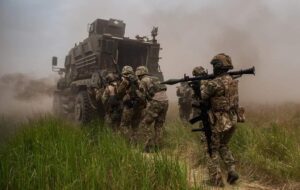 Росіяни ведуть наступ на 10 напрямках – Генштаб