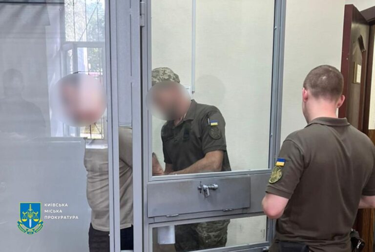 Розкрадав кошти з фонду допомоги тяжкохворим: арештовано посадовця КМДА