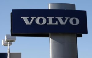 Volvo скорочує продажі моделей у США через високі мита