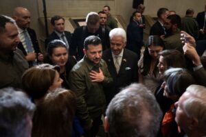 Зеленський обговорив з Трампом заміну посла у США – ЗМІ