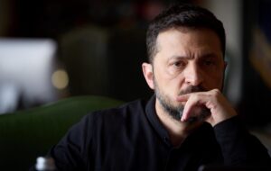 Новини України - Зеленський обговорив зі Стармером підготовку закону про НАБУ і САП
