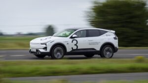 Polestar 3 оновив рекорд пробігу на одному заряді серед електрокросоверів