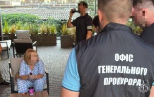 Посадовицю Одеської митниці спіймали на хабарі