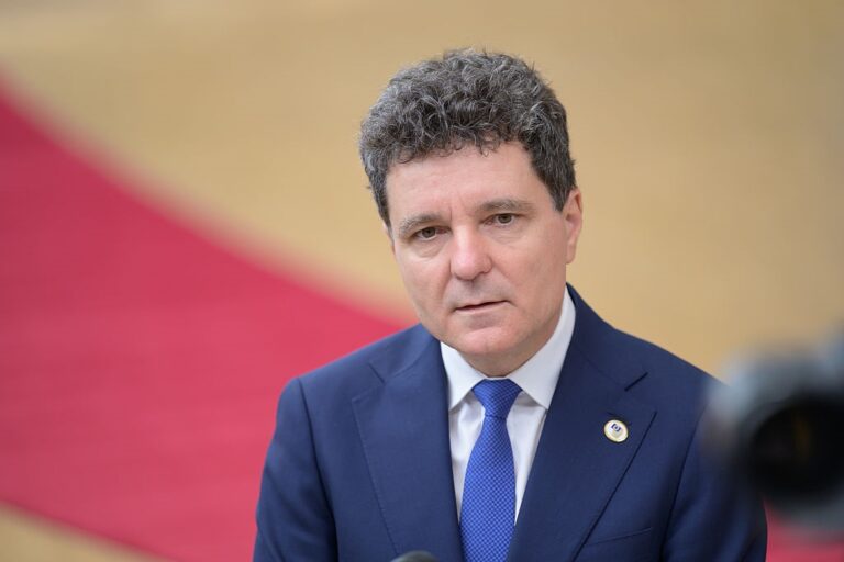 Президент Румунії на запрошення Зеленського приїде в Україну