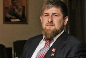 Родина Кадирова сама собі вручила понад 80 нагород