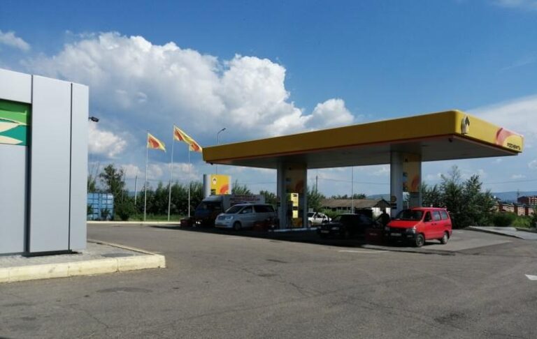 Росія змушена терміново купувати пальне в Білорусі – розвідка