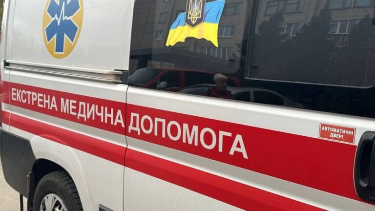 Росіяни атакували цивільне авто на Сумщині: є постраждалі