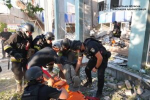 Росіяни КАБом рознесли вокзал у Запоріжжі