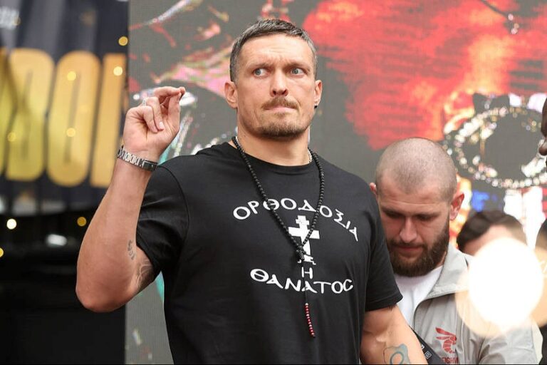 Усик травмований і просить відкласти зустріч з Паркером, розповів Лапін