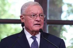 Келлог висловився про досягнення миру в Україні