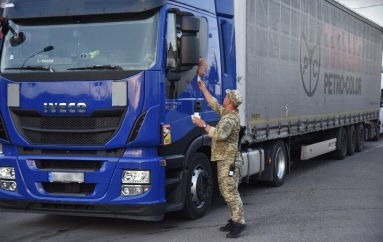 Поляки розблокували пункт пропуску Шегині