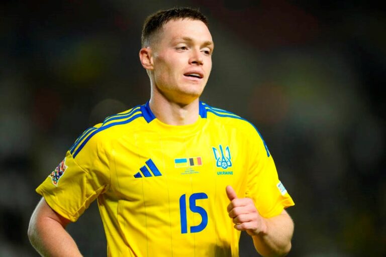 Ребров залишив без виклику двох провідних гравців на матч з Францією