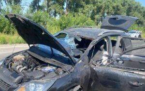Росіяни атакували дроном авто на Сумщині, є жертви