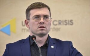 САП просить конфіскувати у головного санлікаря активи на понад три млн грн
