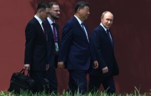 Торгівля між РФ та Китаєм обвалилася на 20% – ЗМІ