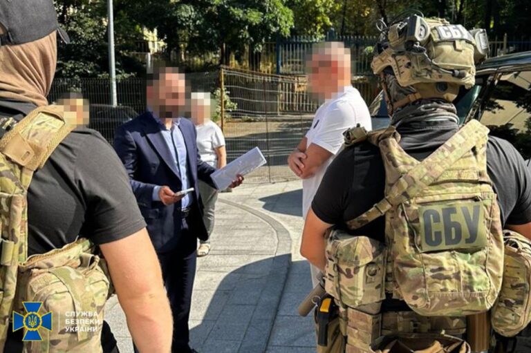 У Києві колишній топподатківець створив конвертцентр із обігом у 1,5 млрд