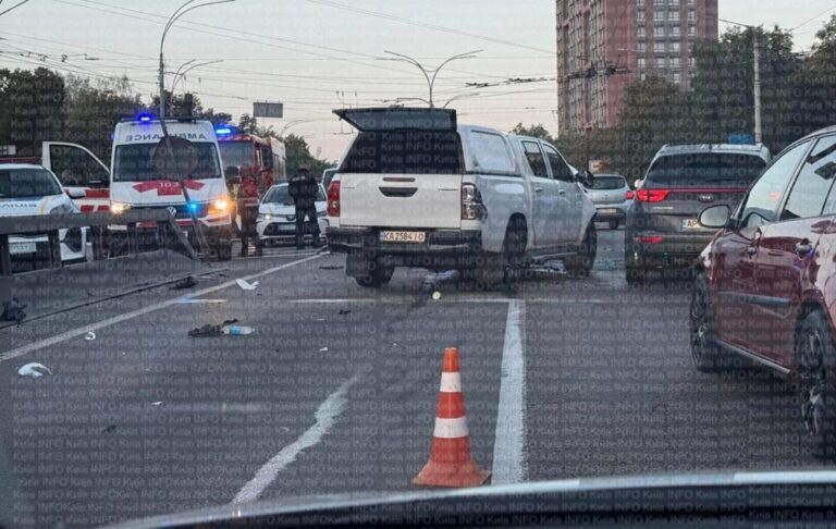 У Києві сталося смертельне ДТП за участю військового
