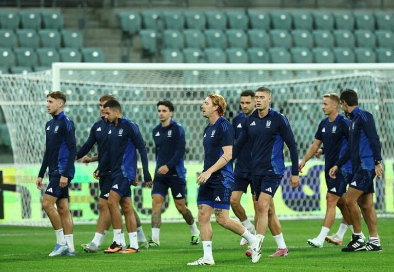 Україна та Франція визначили комплекти форми на матч відбору ЧС-2026