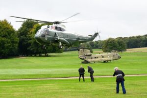 Вертоліт Трампа робив екстрену посадку у Британії