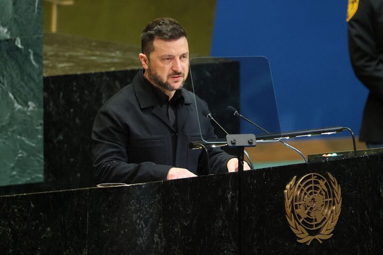 Зеленський оцінив удари по окупантах у Криму