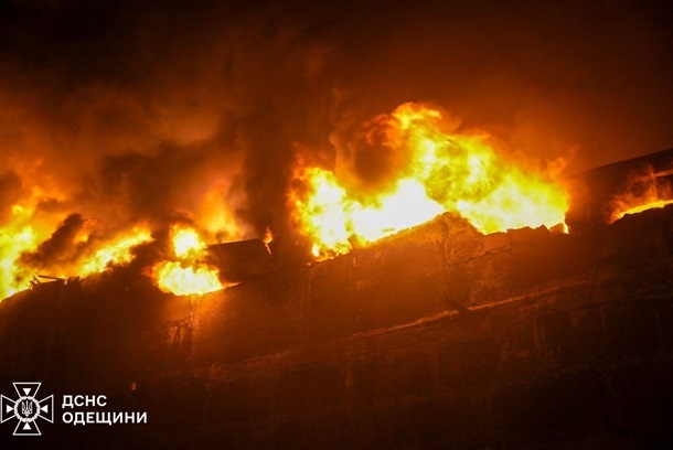 На Одещині вибухи: в ОВА закликали бути уважними
