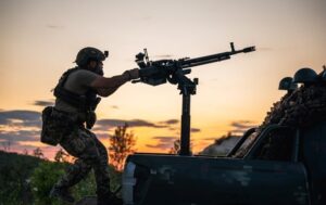 РФ вдарила 128 дронами: є влучання на 10 локаціях