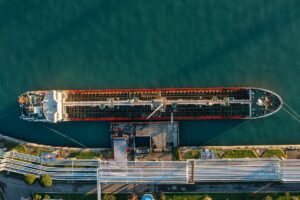 РФ вперше поставила нафту на новий НПЗ у Грузії – ЗМІ