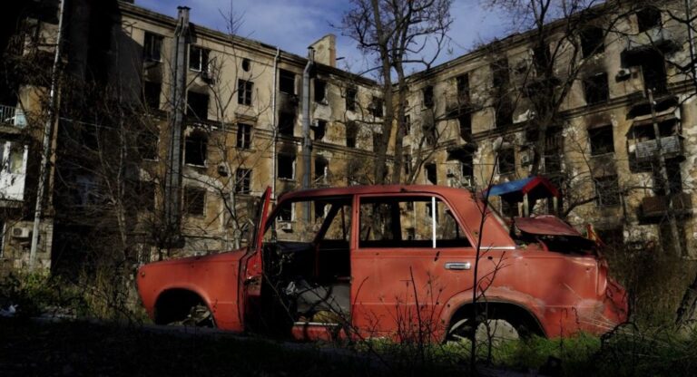 Російський уряд свалив “націоналізацію” житла на ТОТ