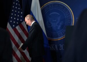 Санкції проти РФ. По чому вдарили США та Європа