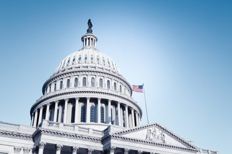 Шатдаун: чому уряд США припинив роботу