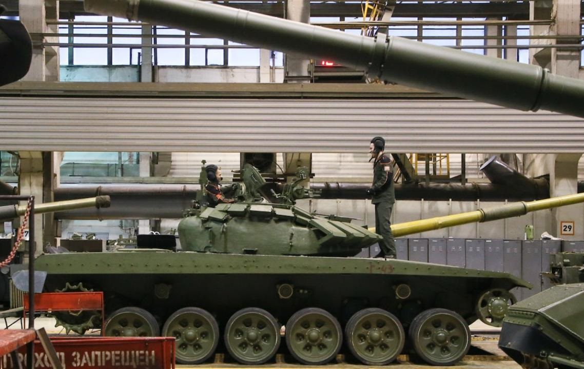 Новини світу - У РФ обвалюється виробництво ВПК