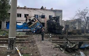 Удари РФ по Україні: постраждало депо в Одесі