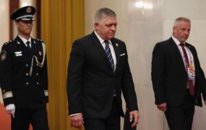 В Словаччині міністр звинувати президента в спробі “повалити уряд Фіцо”