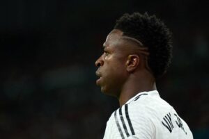 Новини спорту - Вінісіус знову задумується про те, щоб залишити мадридський Реал