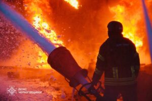 Зеленський подякував рятувальникам за оперативну роботу