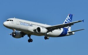 Новини бізнесу - Airbus відкликає тисячі літаків A320