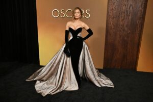 Дженніфер Лопес розкритикували за відверті образи на індійському весіллі