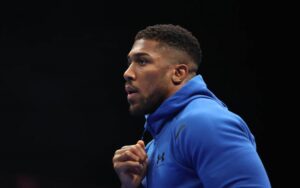 Новини спорту - Джошуа готується до бою з Полом: інсайдер розкрив деталі