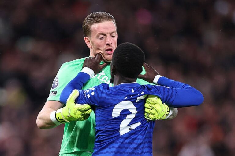 Футболіст Евертона визнав помилку і вибачився за інцидент у матчі проти МЮ