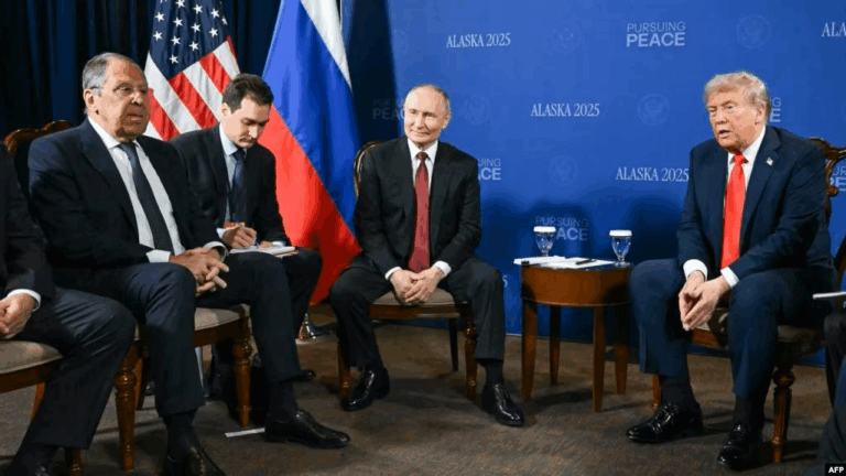 Хід конем: чи хоче Путін примиритися з Трампом відставкою Лаврова