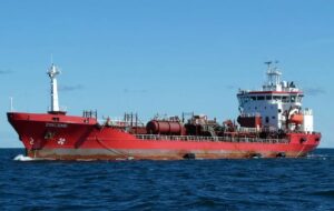 Новини бізнесу - Компанії Латвії обслуговують "тіньовий флот" РФ, попри санкції - ЗМІ